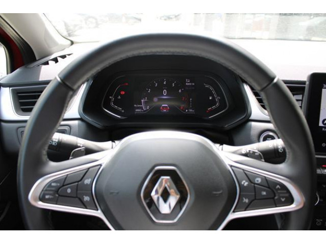 Renault Captur 1.3 tCe INTENS CVT 