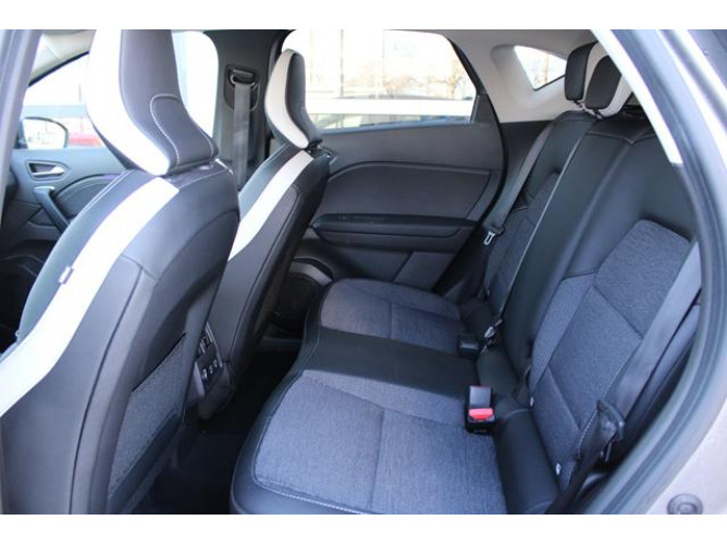 Renault Captur 1.3 tCe Hyb. DCT In. 