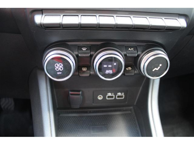 Renault Captur 1.3 tCe Intens EDC 