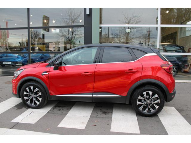 Renault Captur 1.3 tCe DCT Intens 