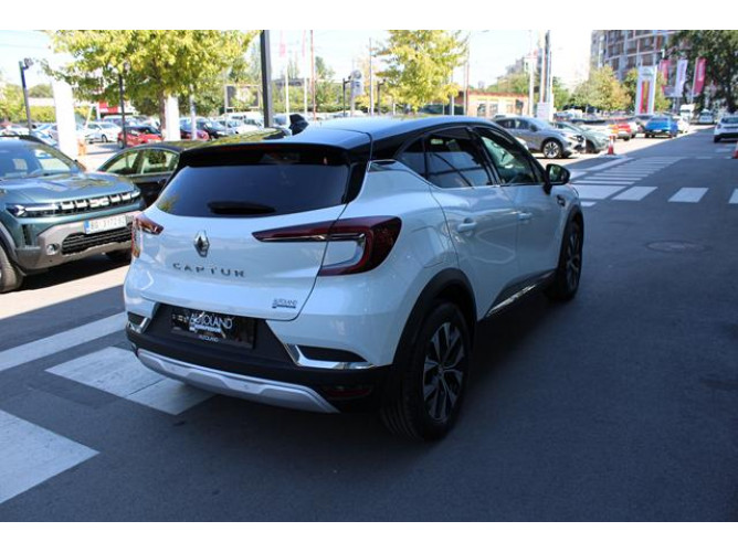 Renault Captur 1.3 tCe DCT Intens 