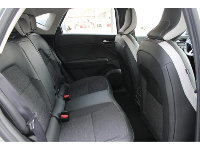 Renault Captur 1.0 tCe Intens 