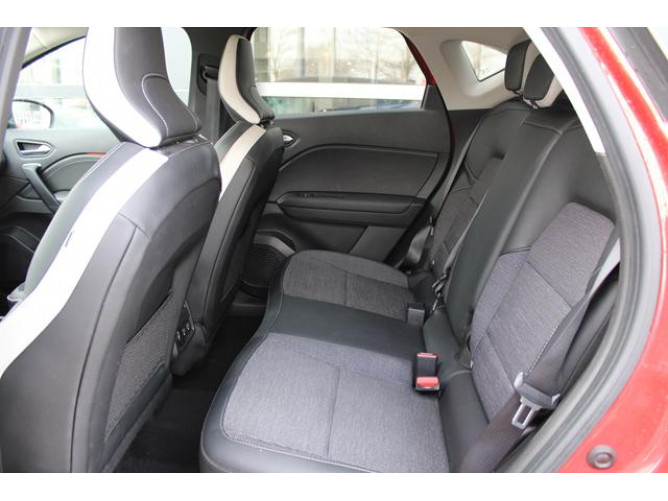 Renault Captur 1.3 tCe Hyb. DCT In. 