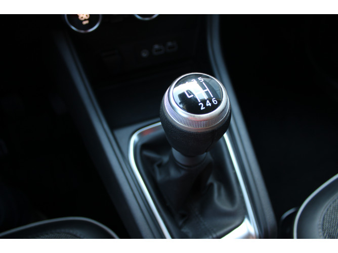 Renault Captur 1.0 tCe Intens 