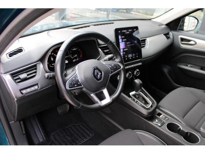 Renault Megane Conquest 1.3 tCe Hybrid EDC 