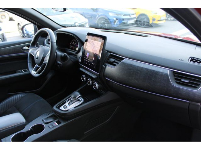 Renault Megane Conquest 1.3 tCe Hybrid EDC 