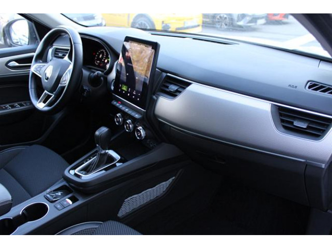 Renault Megane Conquest 1.3 tCe Hybrid EDC 