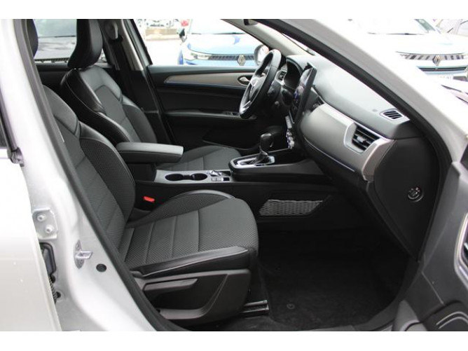 Renault Megane Conquest 1.3 tCe Hybrid EDC 