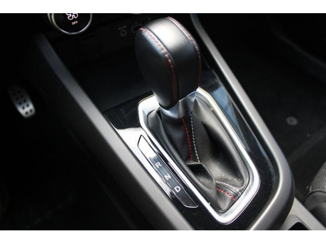 Renault Megane Conquest 1.3EDC RSLine Hybrid 