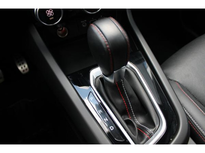 Renault Megane Conquest 1.3EDC RSLine Hybrid 