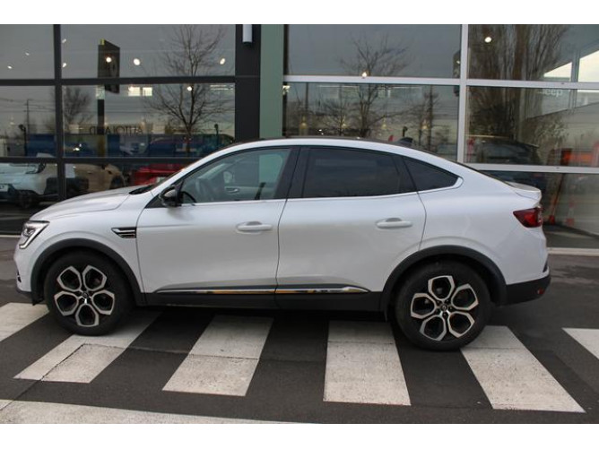 Renault Megane Conquest 1.3 tCe Hybrid EDC 