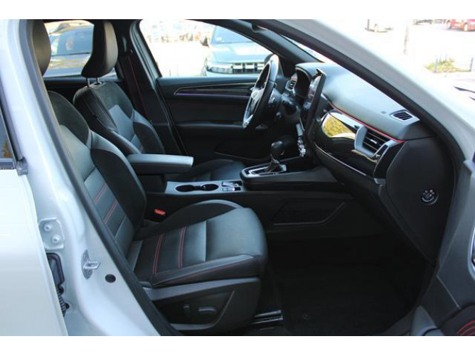 Renault Megane Conquest 1.3 tCe RS LINE EDC 