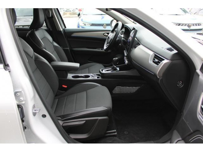 Renault Megane Conquest 1.3 tCe Hybrid EDC 