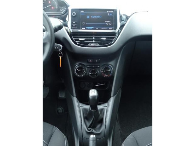 Peugeot 208 1.6 HDI N1 
