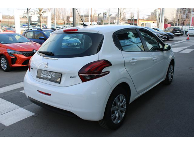 Peugeot 208 1.2 Van 