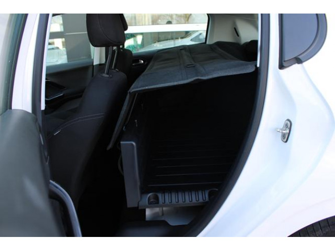 Peugeot 208 1.2 Van 