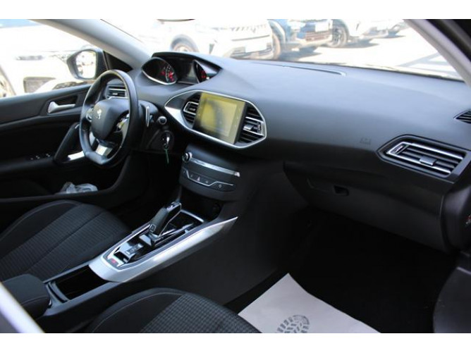 Peugeot 308 1.5 HDI AUT 
