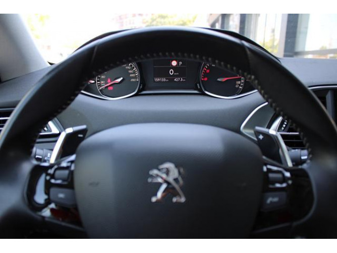 Peugeot 308 1.5 HDI AUT 