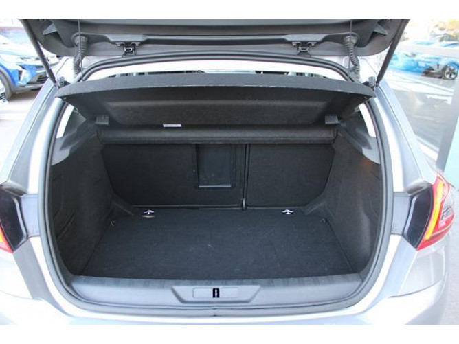 PEUGEOT 308 1.2 PURETECH 