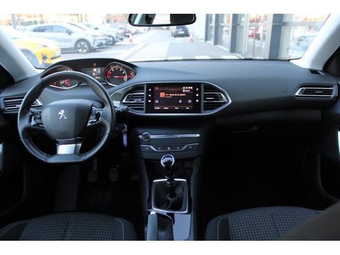 PEUGEOT 308 1.2 PURETECH 
