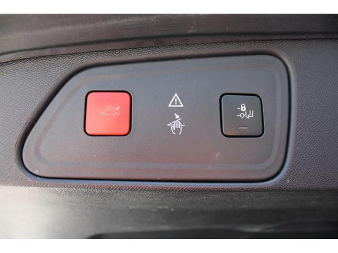 Peugeot 3008 1.5 HDI AUT 