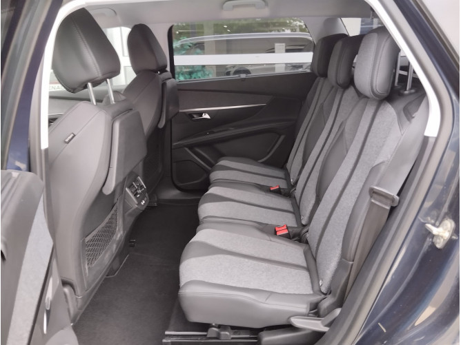 Peugeot 5008 1.5 HDI Allure AUT 