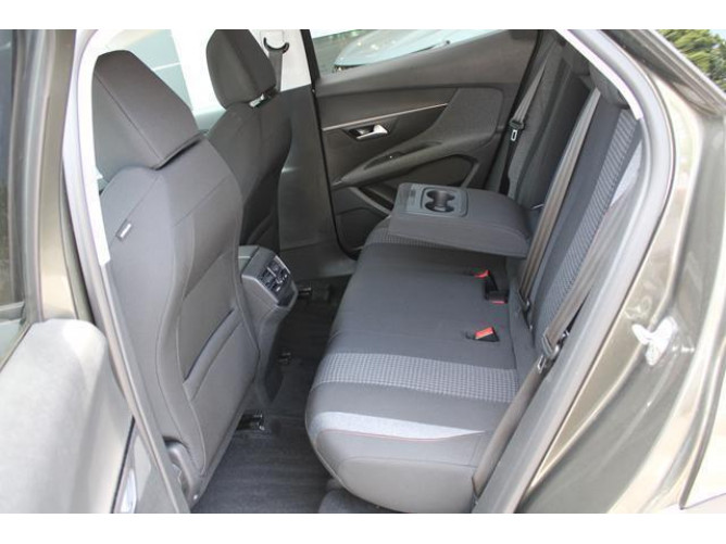 Peugeot 3008 1.5 HDI AUT 