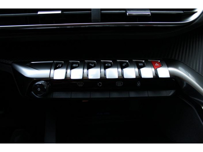 Peugeot 3008 1.5 HDI AUT 
