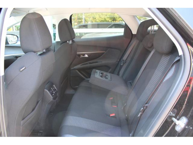 Peugeot 3008 1.5 HDI AUT 