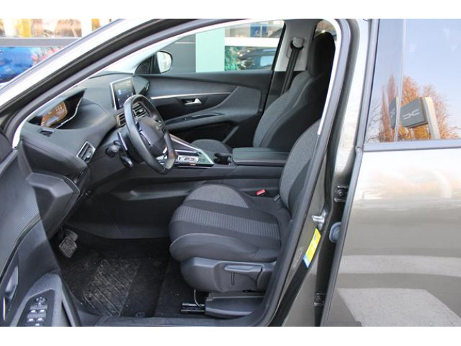 Peugeot 3008 1.5 HDI AUT 
