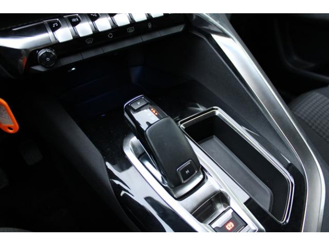 Peugeot 3008 1.5 HDI AUT 