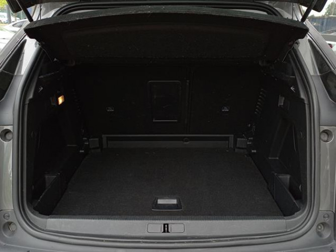 Peugeot 3008 1.5 Bussines AUT 