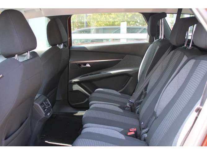 Peugeot 5008 1.5 HDI AUT 
