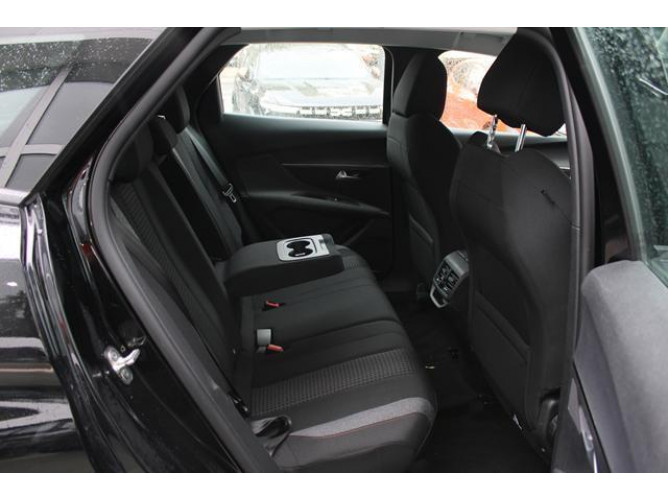 Peugeot 3008 1.5 HDI AUT 