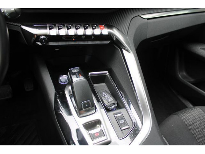 Peugeot 3008 1.5 HDI AUT 