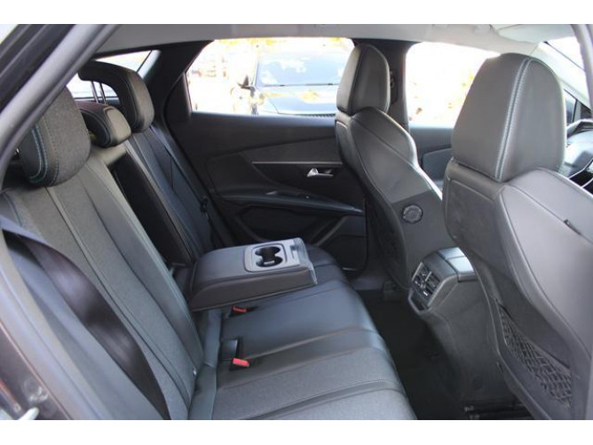 Peugeot 3008 1.5 HDI AUT 
