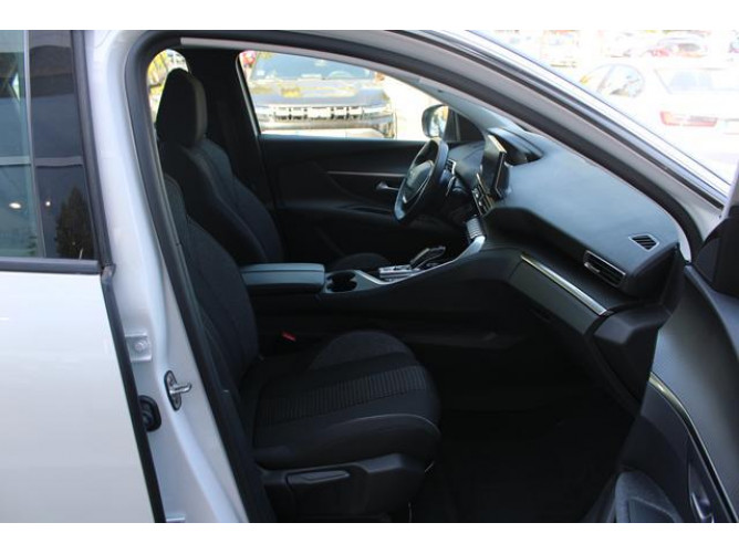 Peugeot 3008 1.5 HDI AUT 