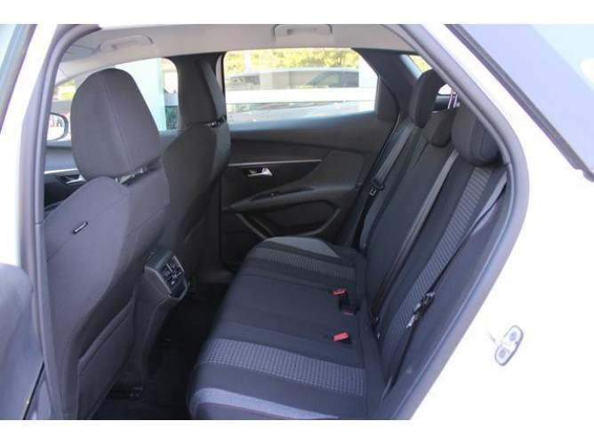 Peugeot 3008 1.5 HDI AUT 