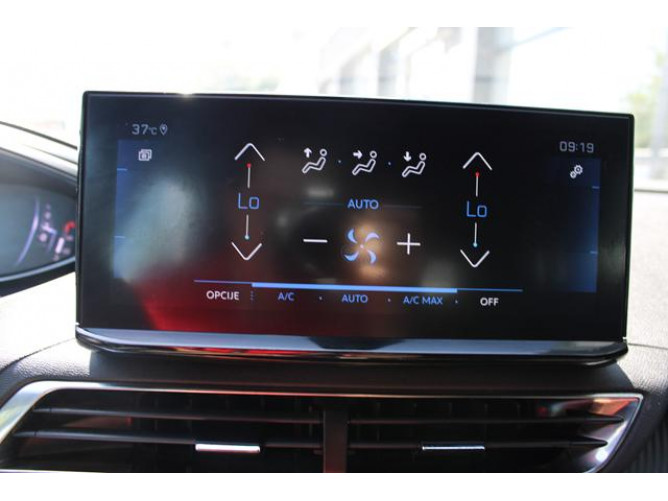 Peugeot 3008 1.5 HDI AUT 