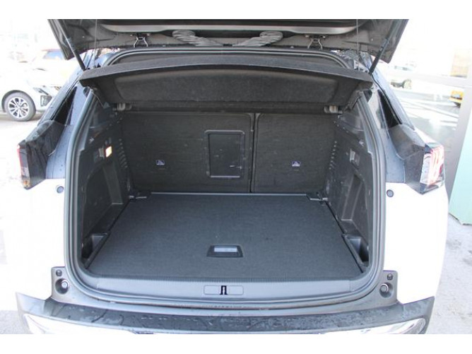 Peugeot 3008 1.5HDI GTLine AUT 