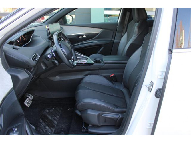 Peugeot 3008 1.5HDI GTLine AUT 