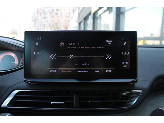 Peugeot 3008 1.5HDI GTLine AUT 