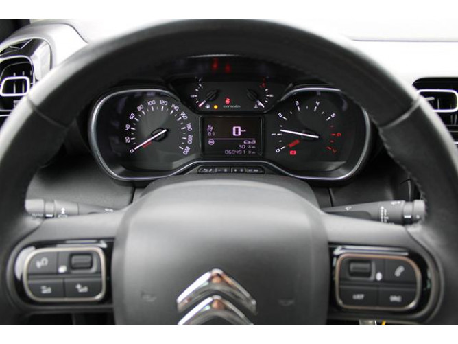 Citroen C3 Aircross 1.2 Shine 