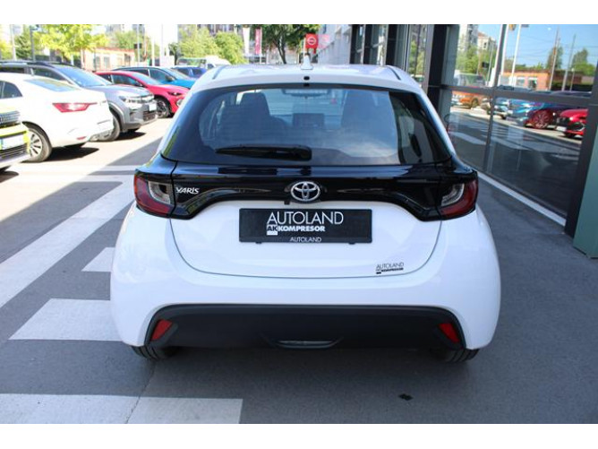 Toyota Yaris 1.5 Luna 