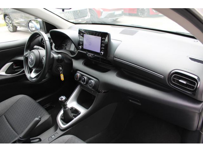 Toyota Yaris 1.5 Luna 