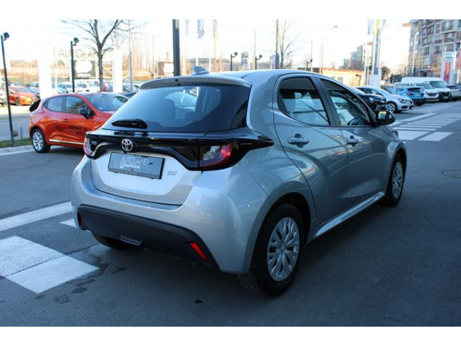 Toyota Yaris 1.5 Luna 