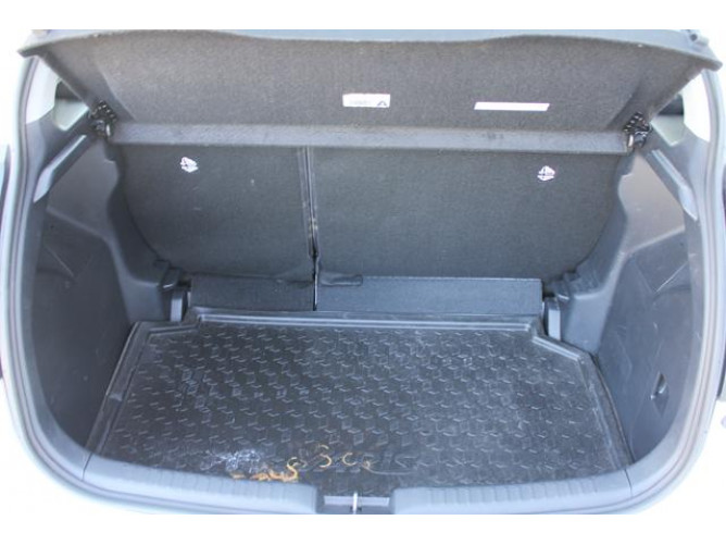 Toyota Yaris 1.5 Luna 