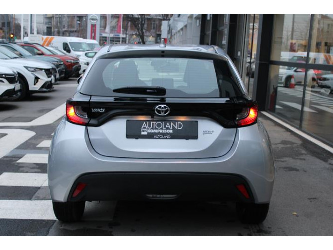 Toyota Yaris 1.5 Luna AUT 