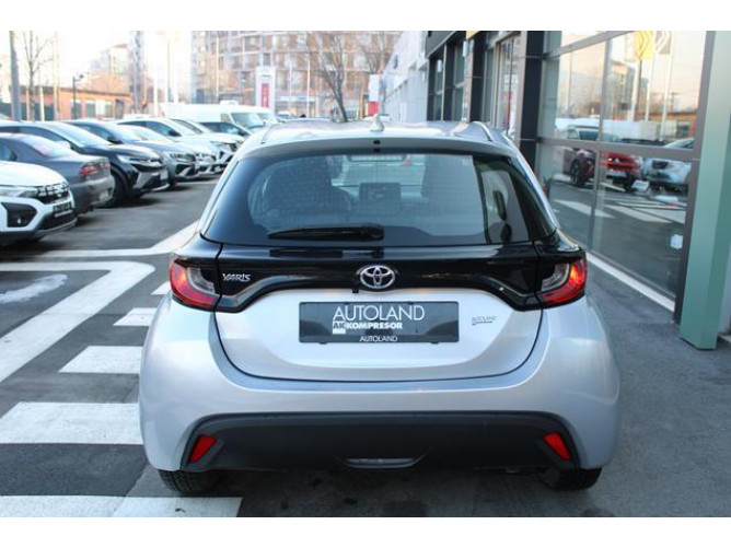 Toyota Yaris 1.5 Luna 