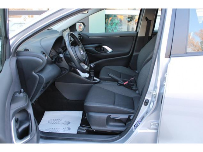 Toyota Yaris 1.5 Luna 